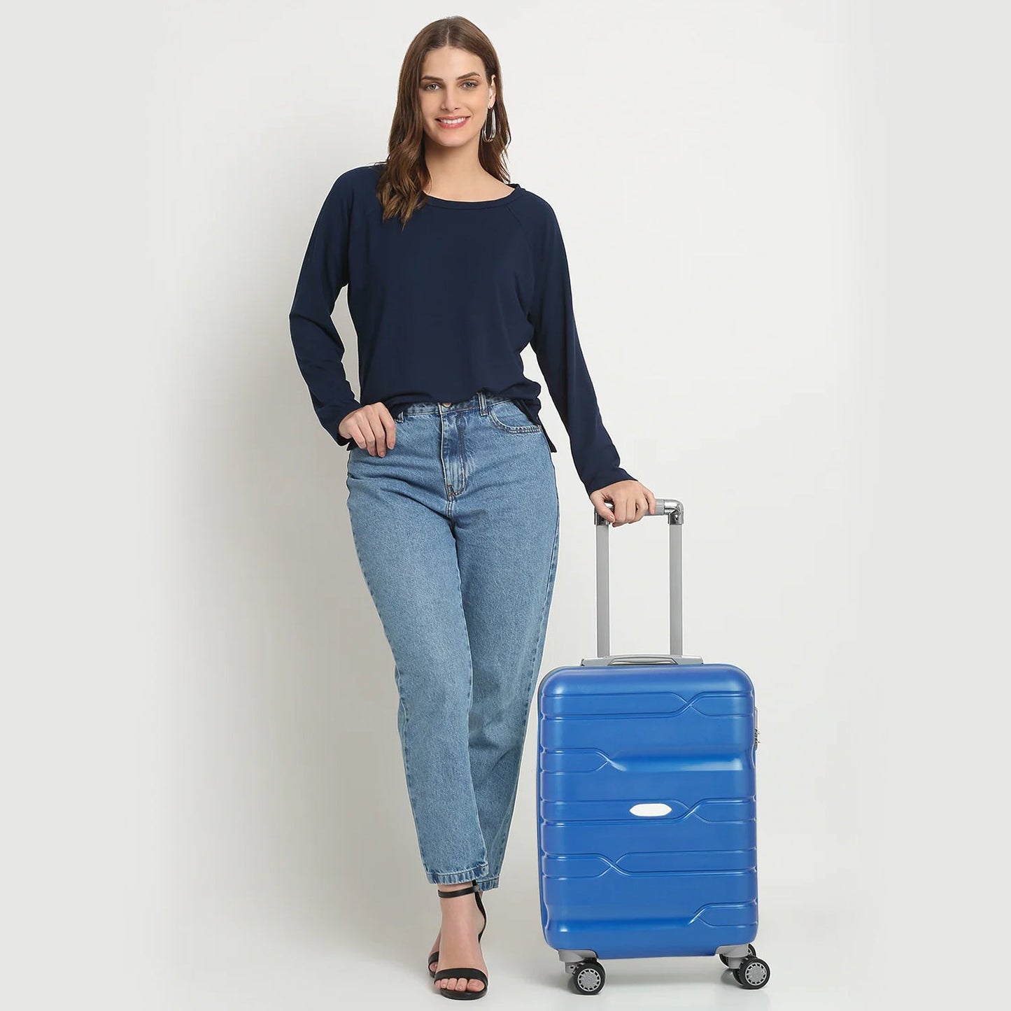 1102 Traveling Trolley Bag Set, Small , Medium & Big Suitcase Premium Quality Bag 3 Pcs Set For Traveling Use Dukandaily